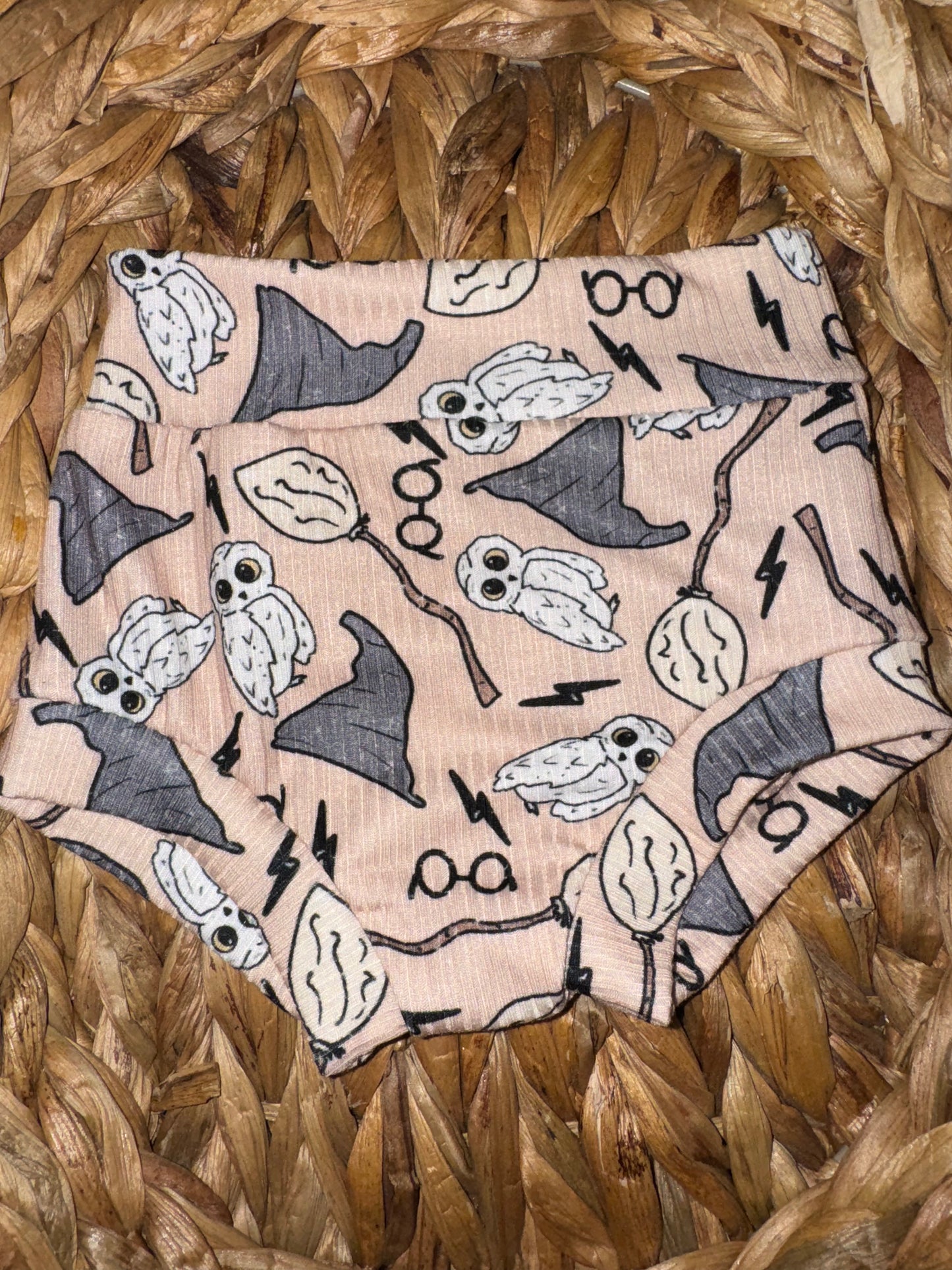Owl/Hat Bummies 6/9m